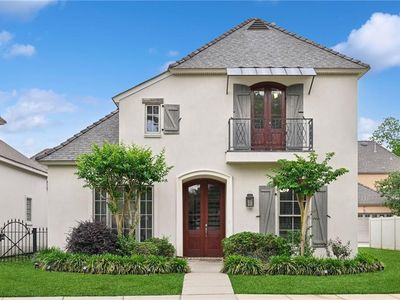 1210 Magnolia Aly