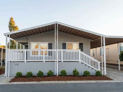 118 Chateau La Salle Dr