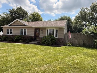 1043 E Elm Tree Rd