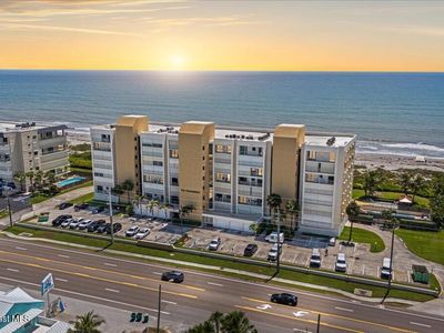 3221 S Atlantic Ave APT 703