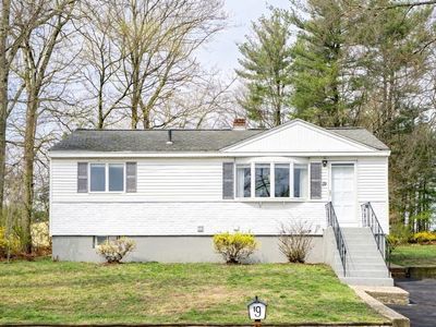19 Tremlett Rd