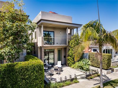 129 Dolphin Ave