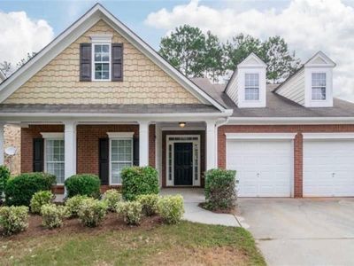 560 Golden Meadow Dr