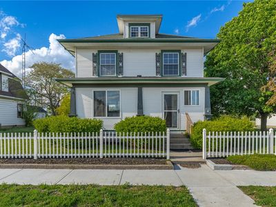 444 E Main St