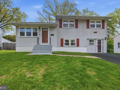 1027 Wagoner Dr