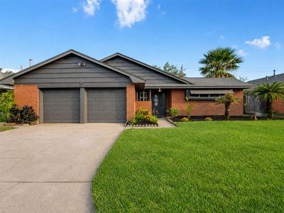 6614 Golf Crest Dr