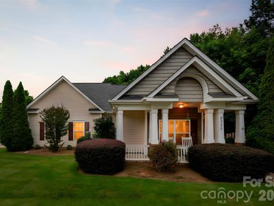 8526 Summer Serenade Dr