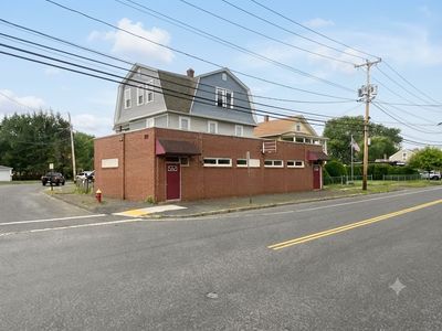 182 Chicopee St