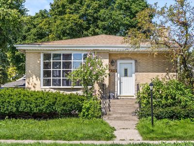 4312 Prairie Ave