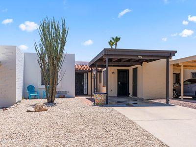 1376 S Desert Meadows Cir