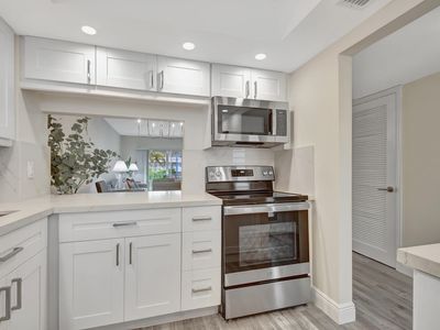 9872 Marina Boulevard #1428