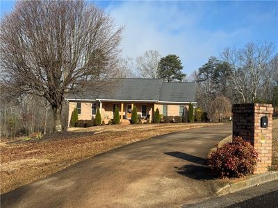 1285 Smithdale Heights Dr