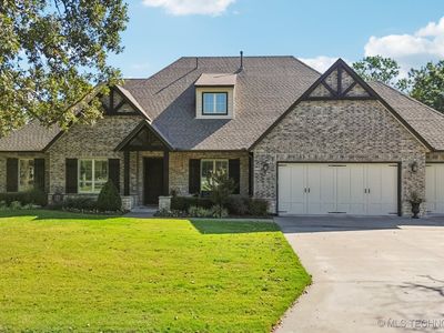 2805 S 294th East Ave