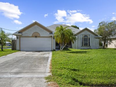 2344 SW Santana Avenue