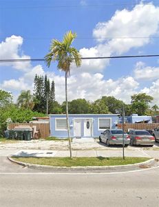 Property at 5925 SW 64th St, South Miami, FL