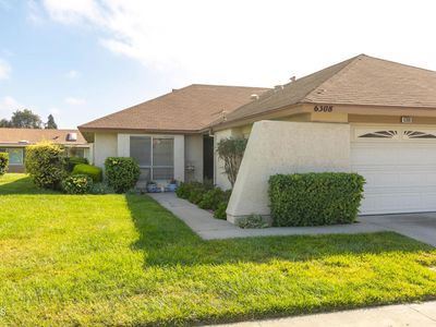 6308 Village 6