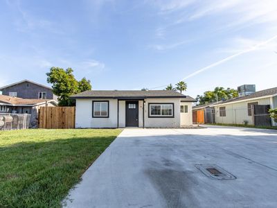 4213 Lucinda Ave