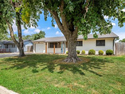 1529 W Janda Dr