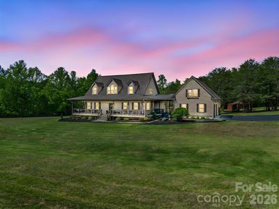 121 Emerald Pkwy