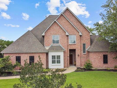 1588 Lake Pointe Ave