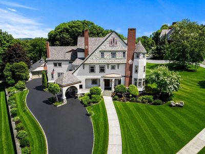 32 Belmont Ave