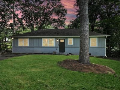 551 Floyd Dr SE