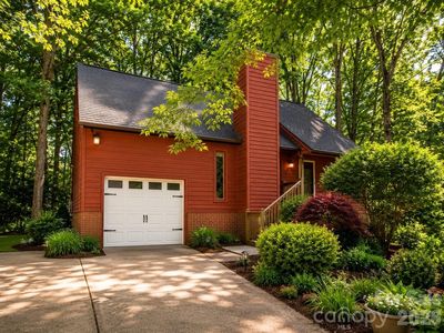 8401 Barncliff Rd