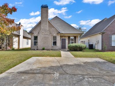1052 Washington Dr