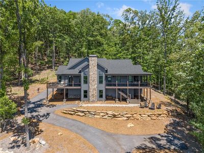 77 N Shore Dr