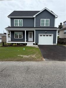 18 Tacoma St