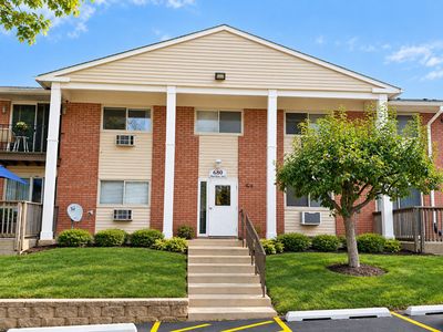 680 Marilyn Ave APT 210