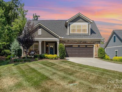 2245 Lincolnshire Ln