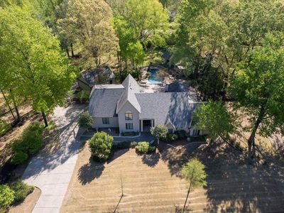 2930 Country Place Dr W
