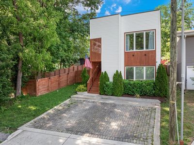 308 Sunliner Dr