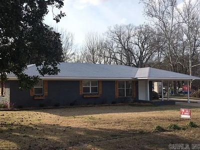 404 Parkway Dr