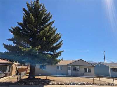 1309 Mount Elbert Dr