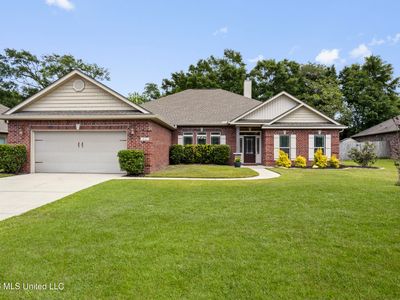 12 Estate Dr