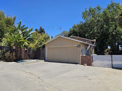 1622 S Santa Fe Ave