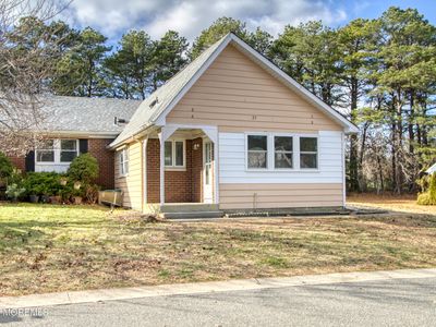 25 Molly Pitcher Boulevard #B