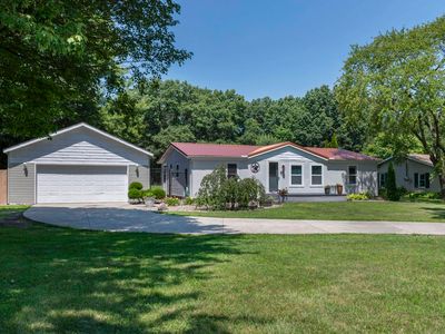 27683 Plainfield Dr