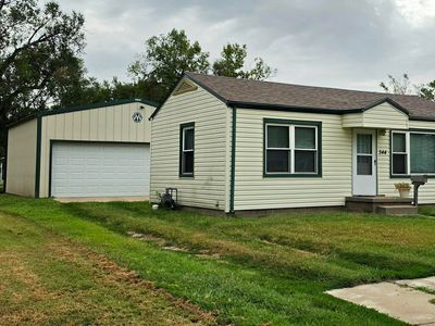 344 N Kansas Ave