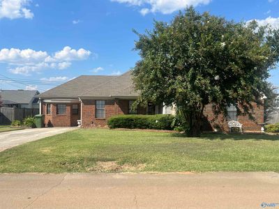 Property at 313 Monroe Ave, Muscle Shoals, AL