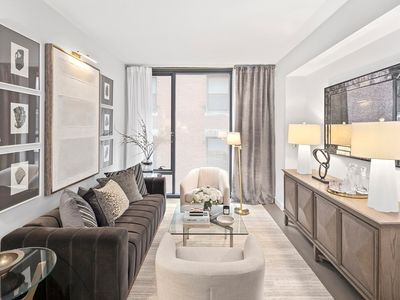 55 Lagrange St #1006