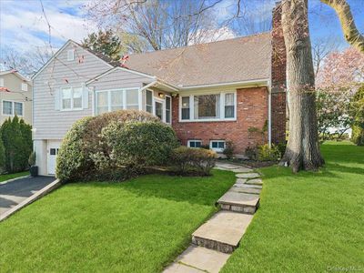 Property at 12 Collyer Place, White Plains, NY