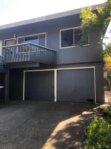 15 Montecito Drive