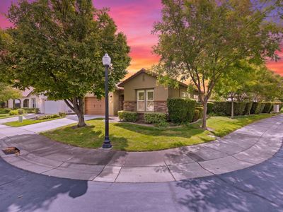 4 Walshford Pl