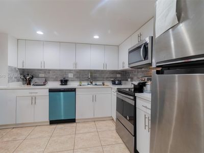 251 174th St APT 808