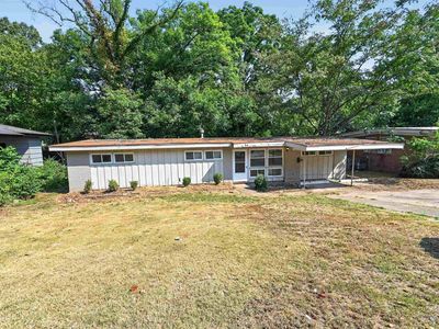 14 Greenway Dr