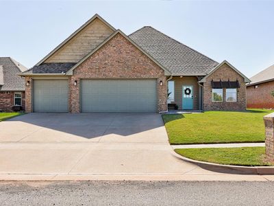 3212 NW 188th Ter