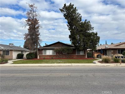 Property at 796 W Devonshire Ave, Hemet, CA